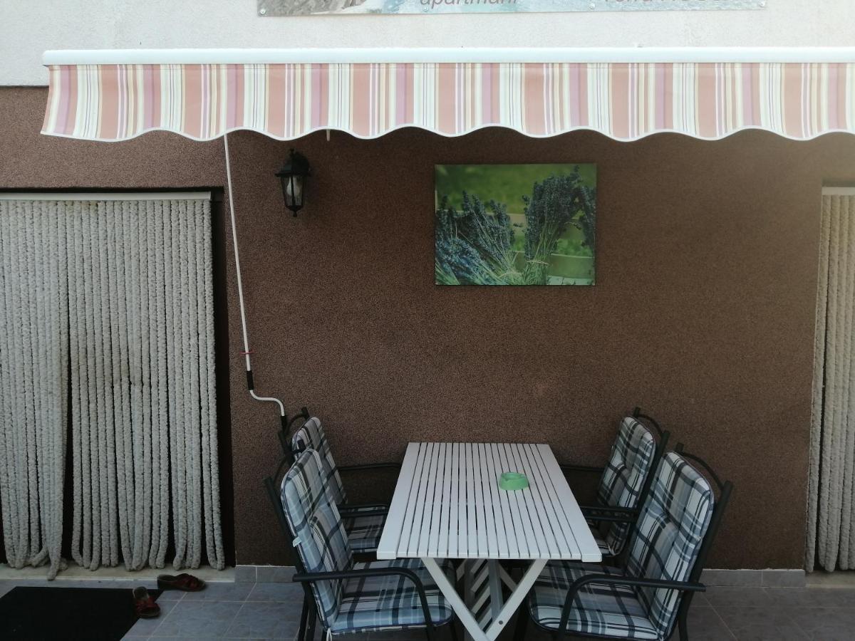 Ferienwohnung Terra Rossa Loborika Exterior foto